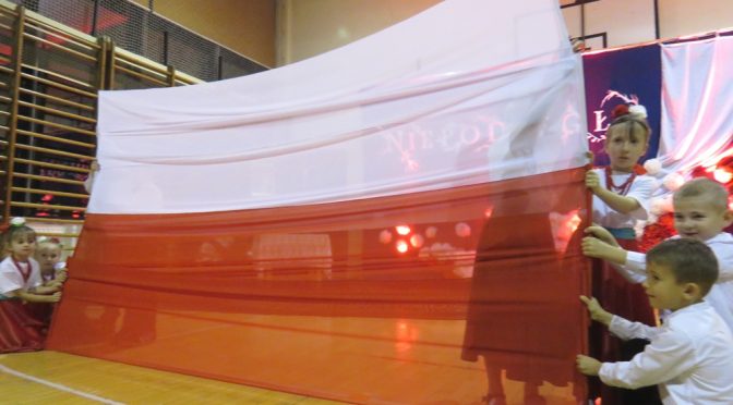 <b>Setna rocznica odzyskania niepodległości – obchody w ZSP w Łysej Górze </b>