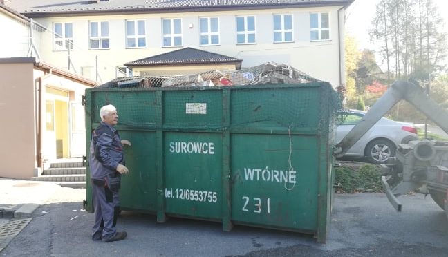 ZAKOŃCZENIE ZBIÓRKI MAKULATURY