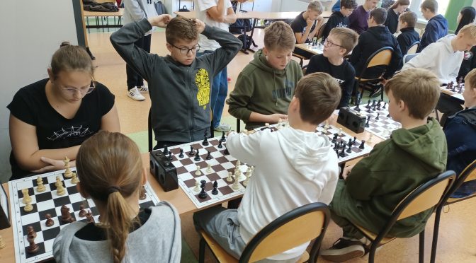 GMINNE DRUŻYNOWE ZAWODY SZACHOWE w ŁYSEJ GÓRZE