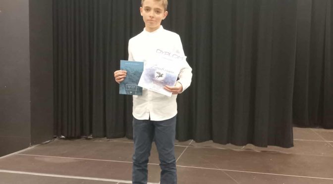 SUKCES KAROLA W TURNIEJU SZTUKI RECYTATORSKIEJ „POSZUKIWANIA”!