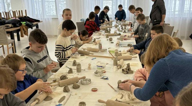 Warsztaty ceramiczne o tematyce świątecznej