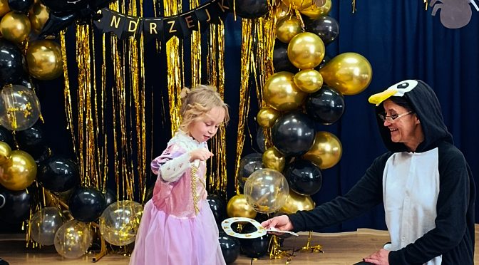 ANDRZEJKI W PRZEDSZKOLU – DWA DNI PEŁNE WRÓŻB I ZABAW